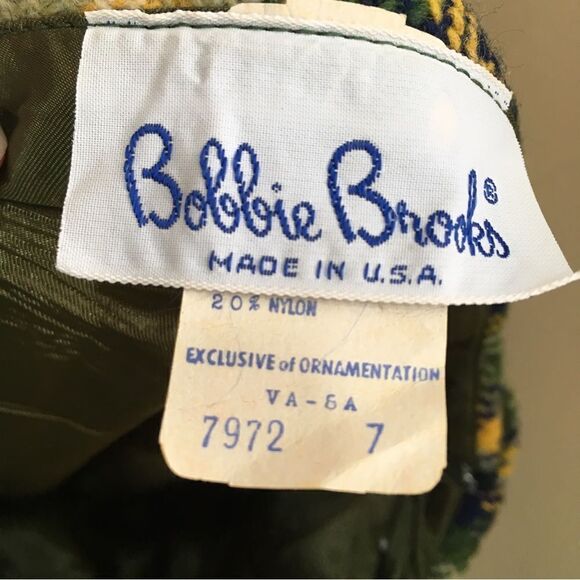 VINTAGE ‘60s BOBBIE BROOKS PLAID WOOL SKIRT - Picture 5 of 6